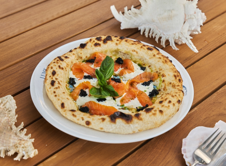 Salmon & Stracciatella Pizza