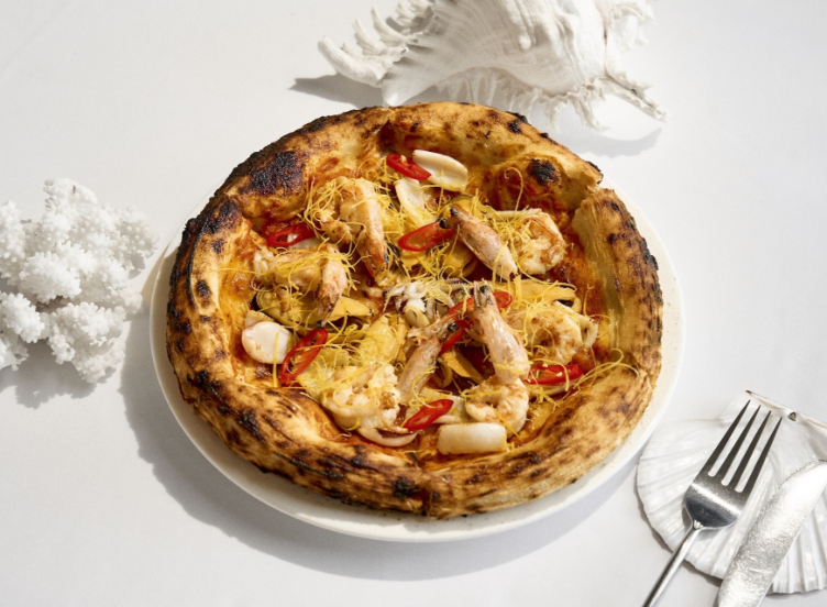 Seafood Pizza