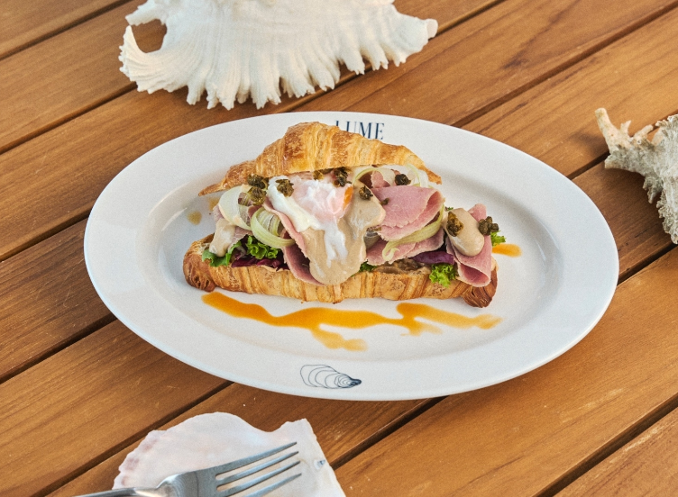 Croissant Vitello Tonnato